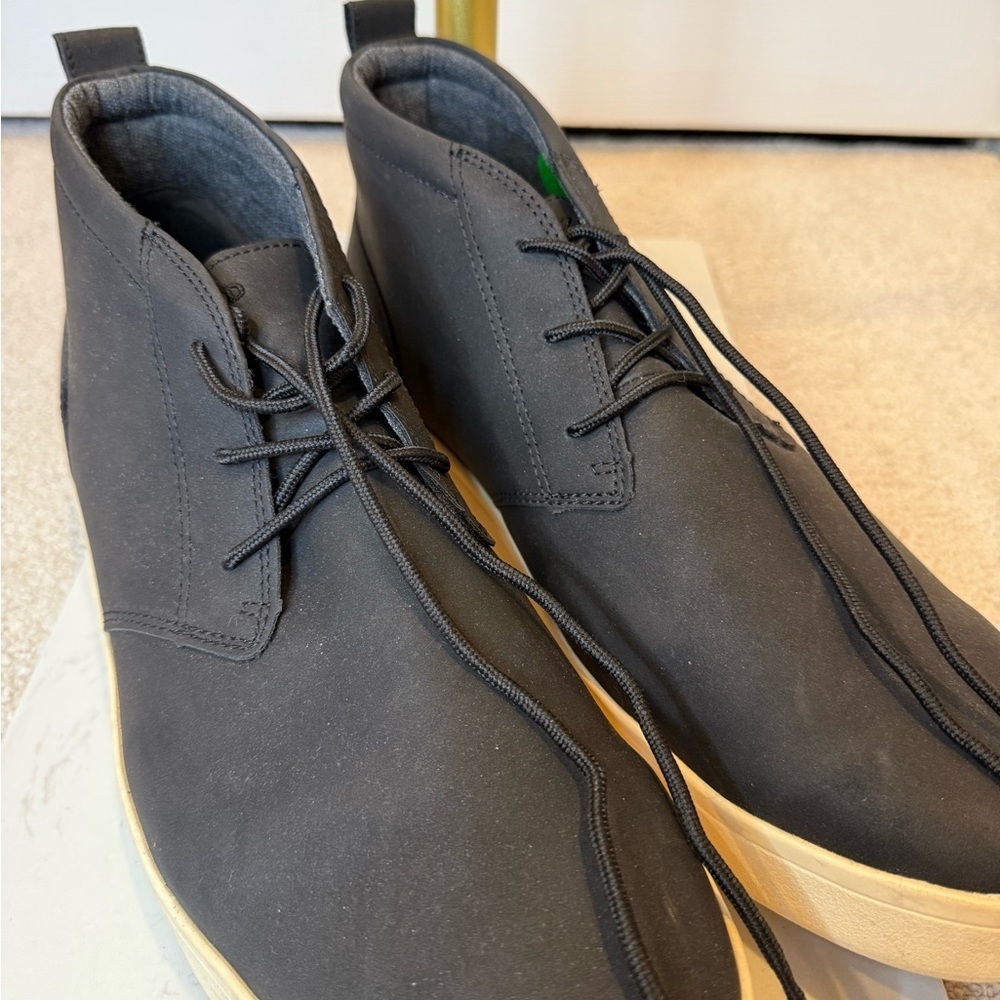 Izod Men’s Black Palmer Chukka Lace Up Memory Foam Boots Size 13 - Picture 2 of 8